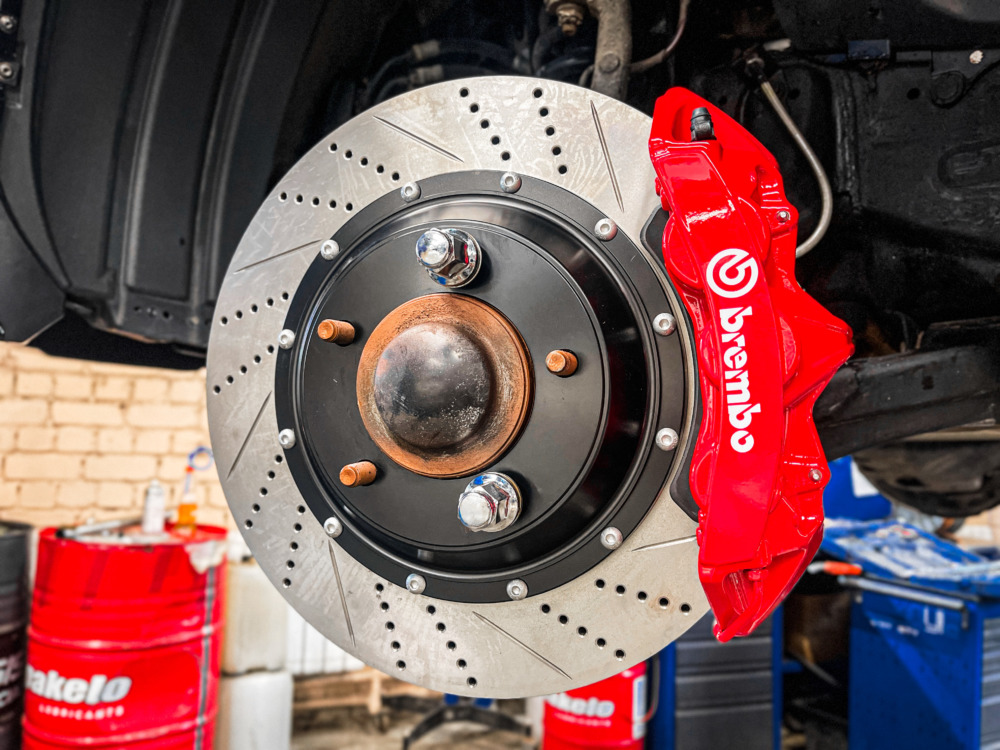 Тормозная система Brembo